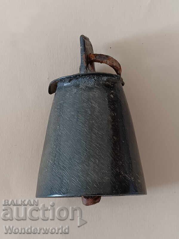 Old Revival-era pot with a lid