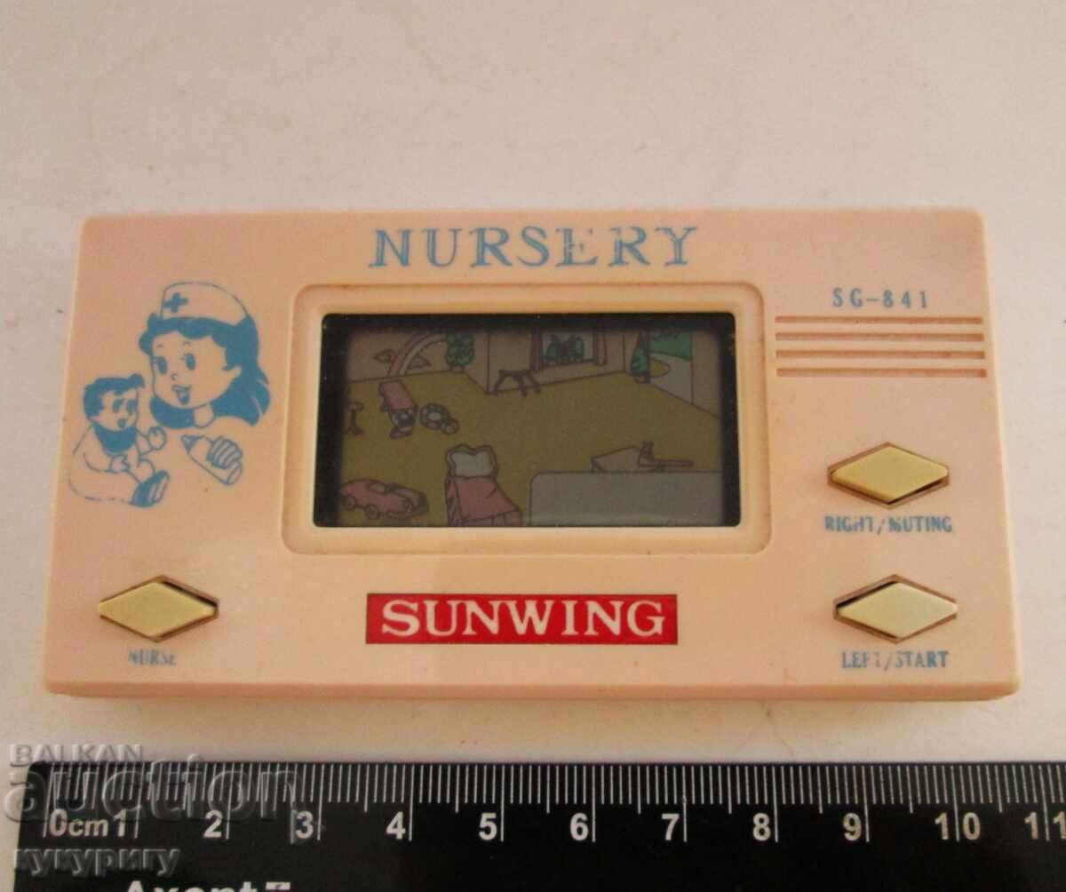 Licitație Joc electronic LCD pentru copii VECHI NURSERY din 1983