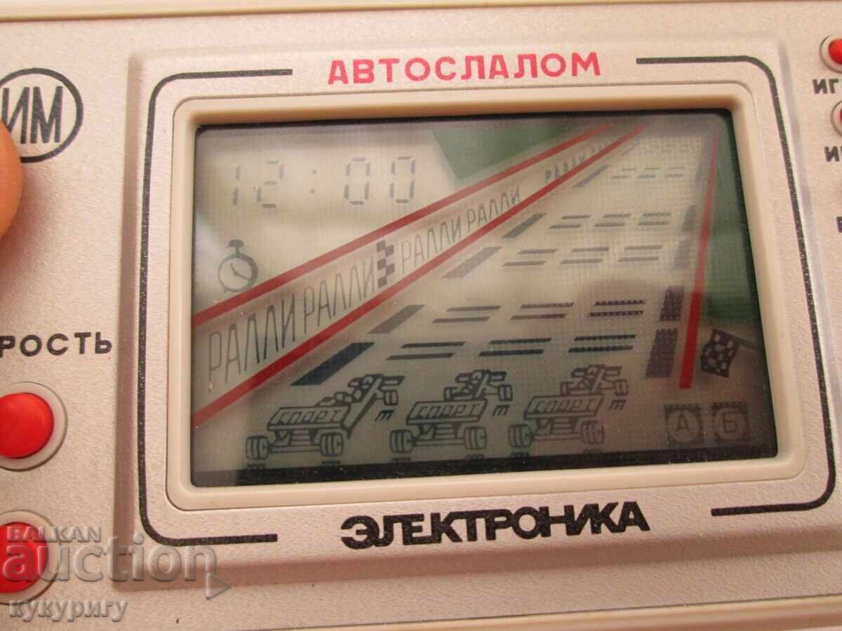 Old Russian Electronic LCD Game AUTOSLALOM - 5 Old Russian Electronic LCD Game AUTOSLALOM - 5