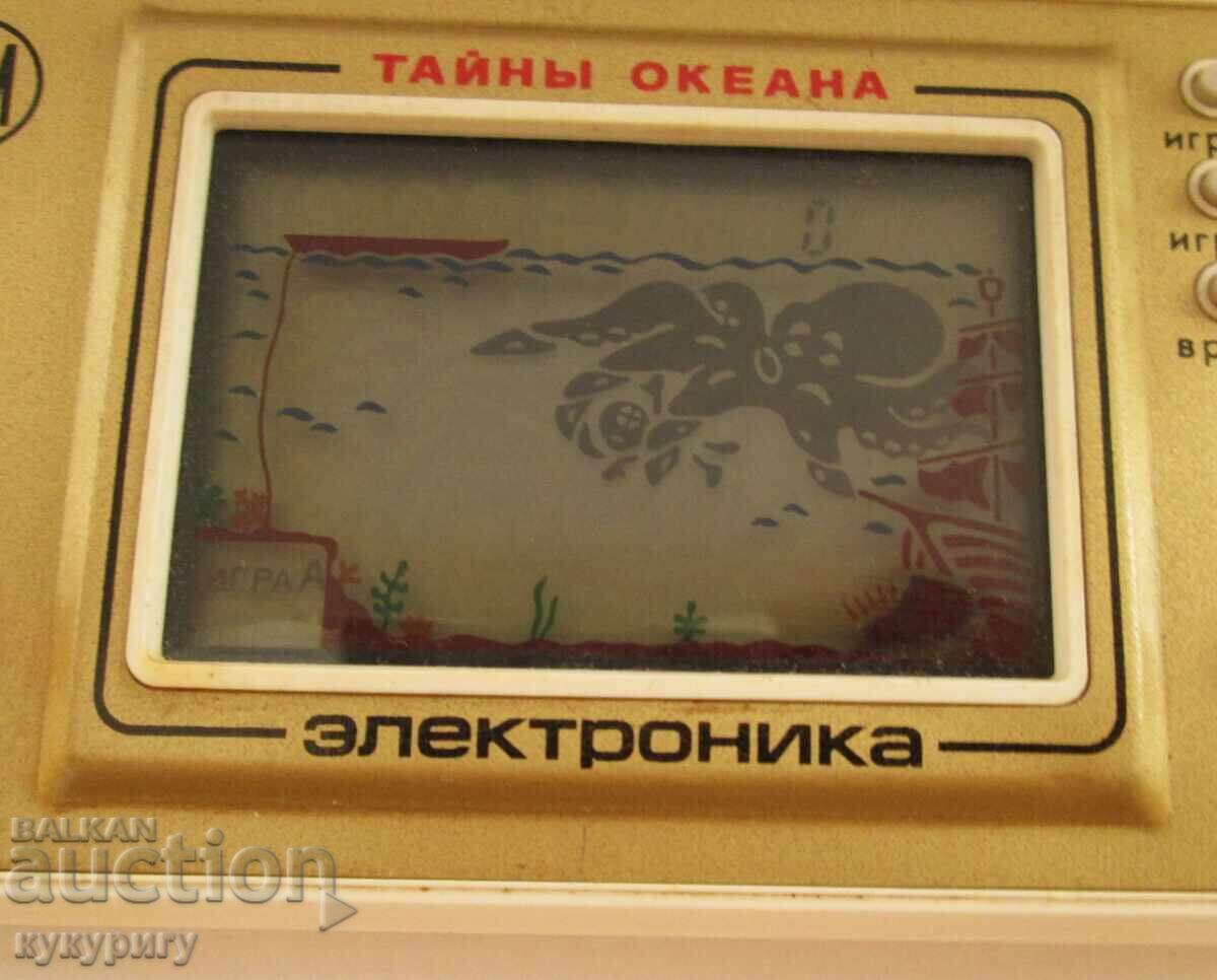Licitație Joc electronic LCD pentru copii, rusesc vechi, SECRETELE OCEANULUI
