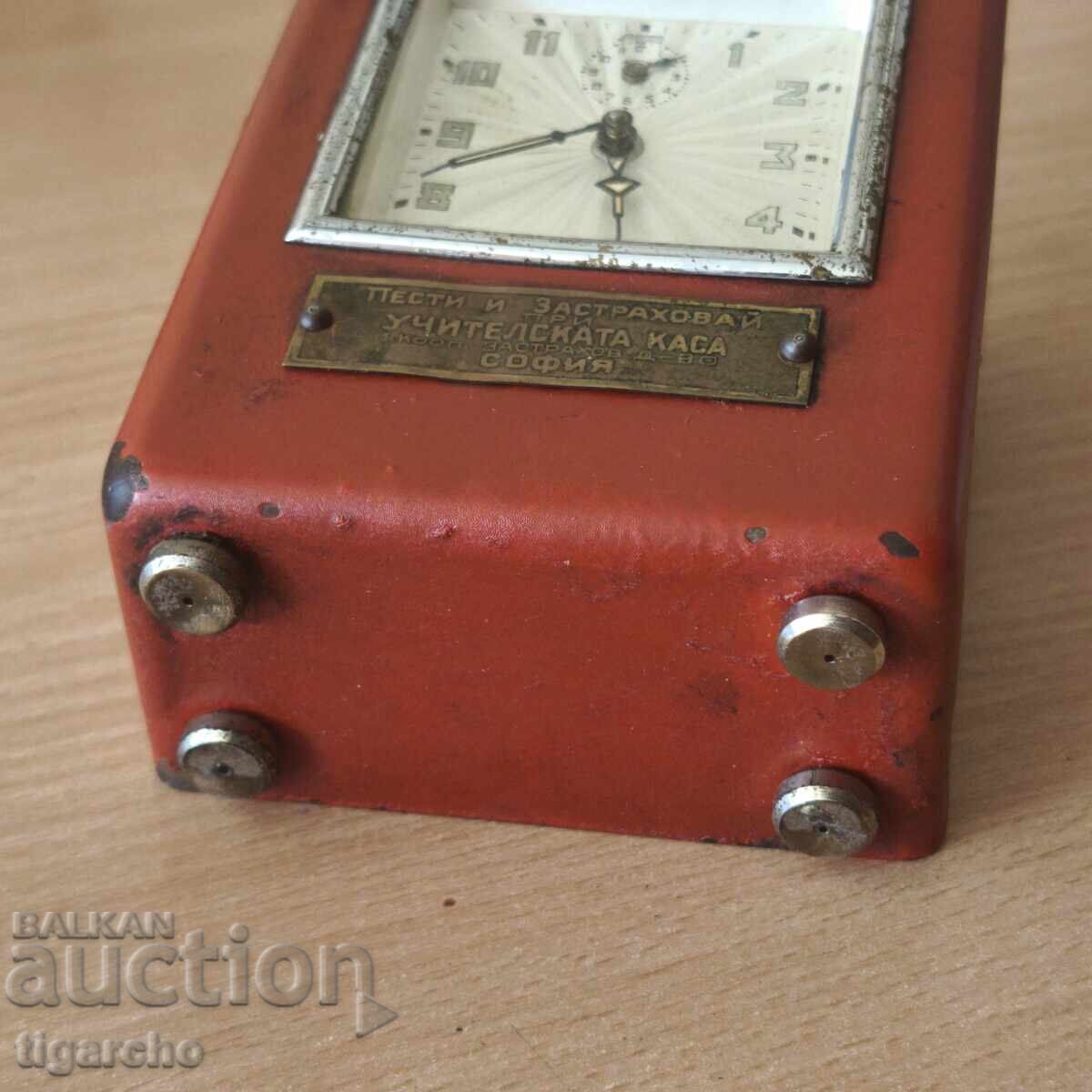 Old piggy bank clock - 5
