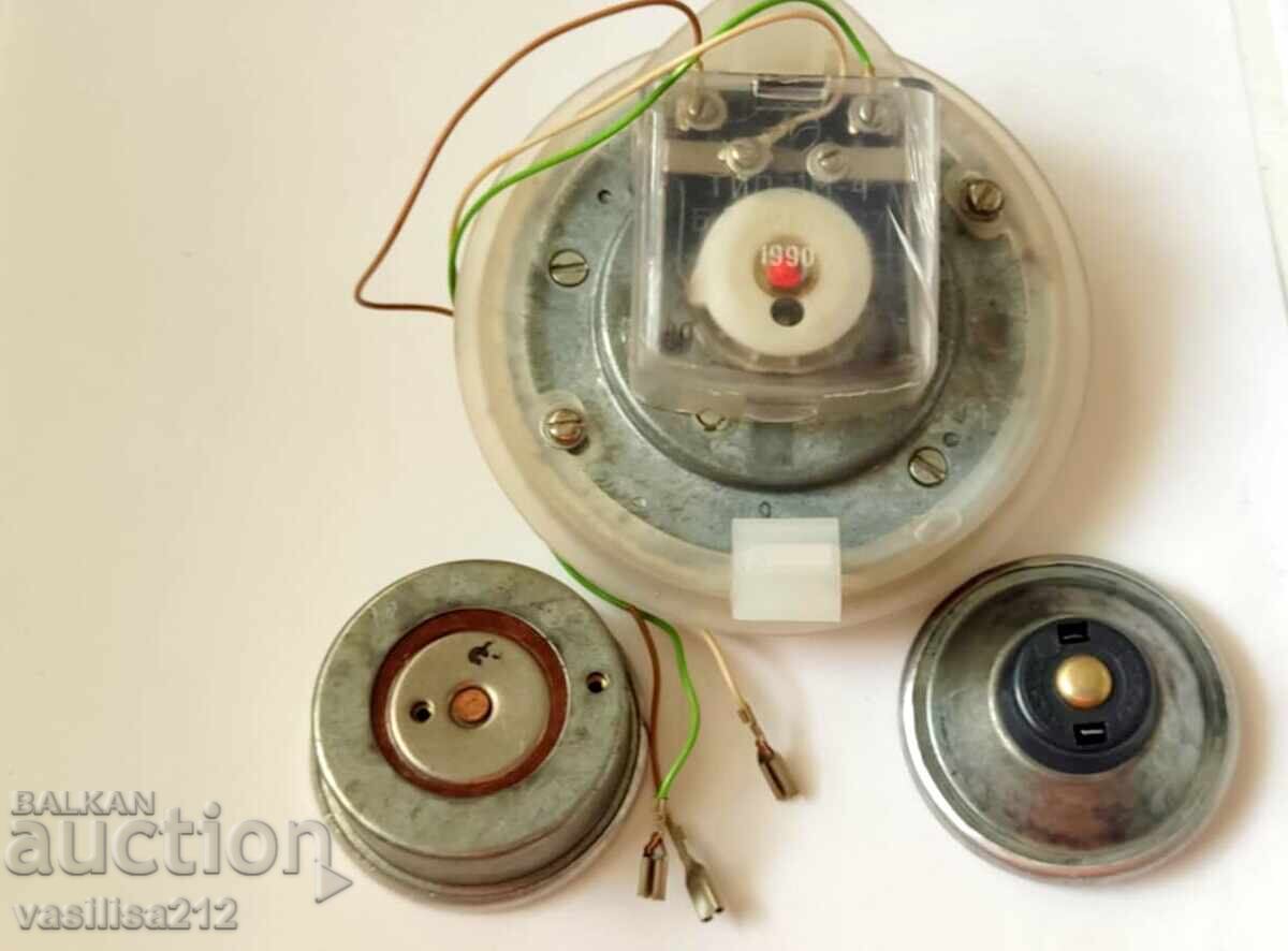 Electronic scrap, phone parts with price 4.00 BGN | € 2.05 Electronic scrap, phone parts with price 4.00 BGN | € 2.05