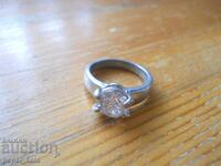 Γυναικείο δαχτυλίδι με κρύσταλλο