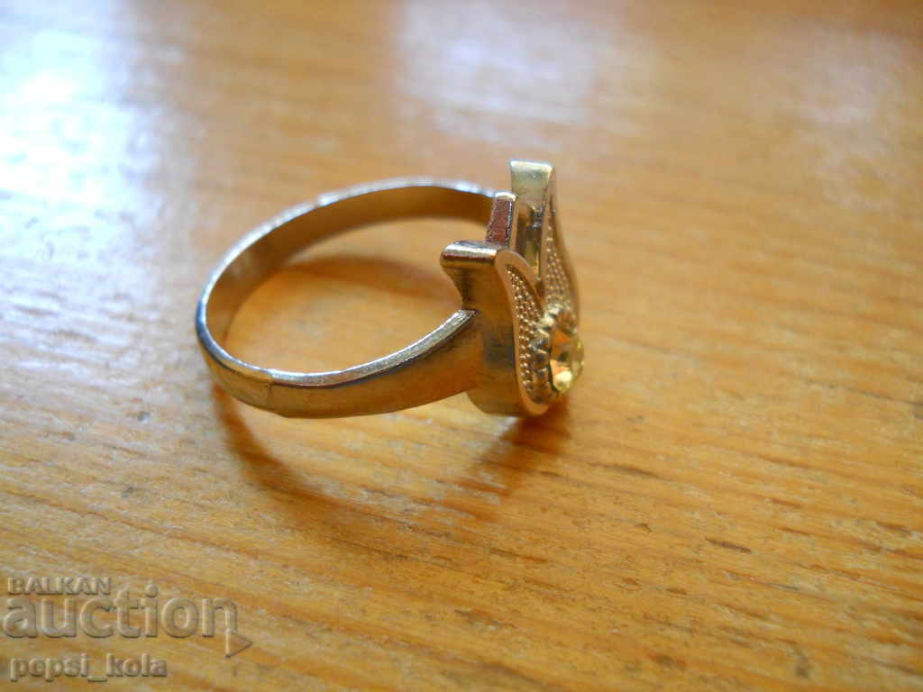 Μεταλλικό δαχτυλίδι - κρίνος με τιμή € 1.00 | 1.96 BGN