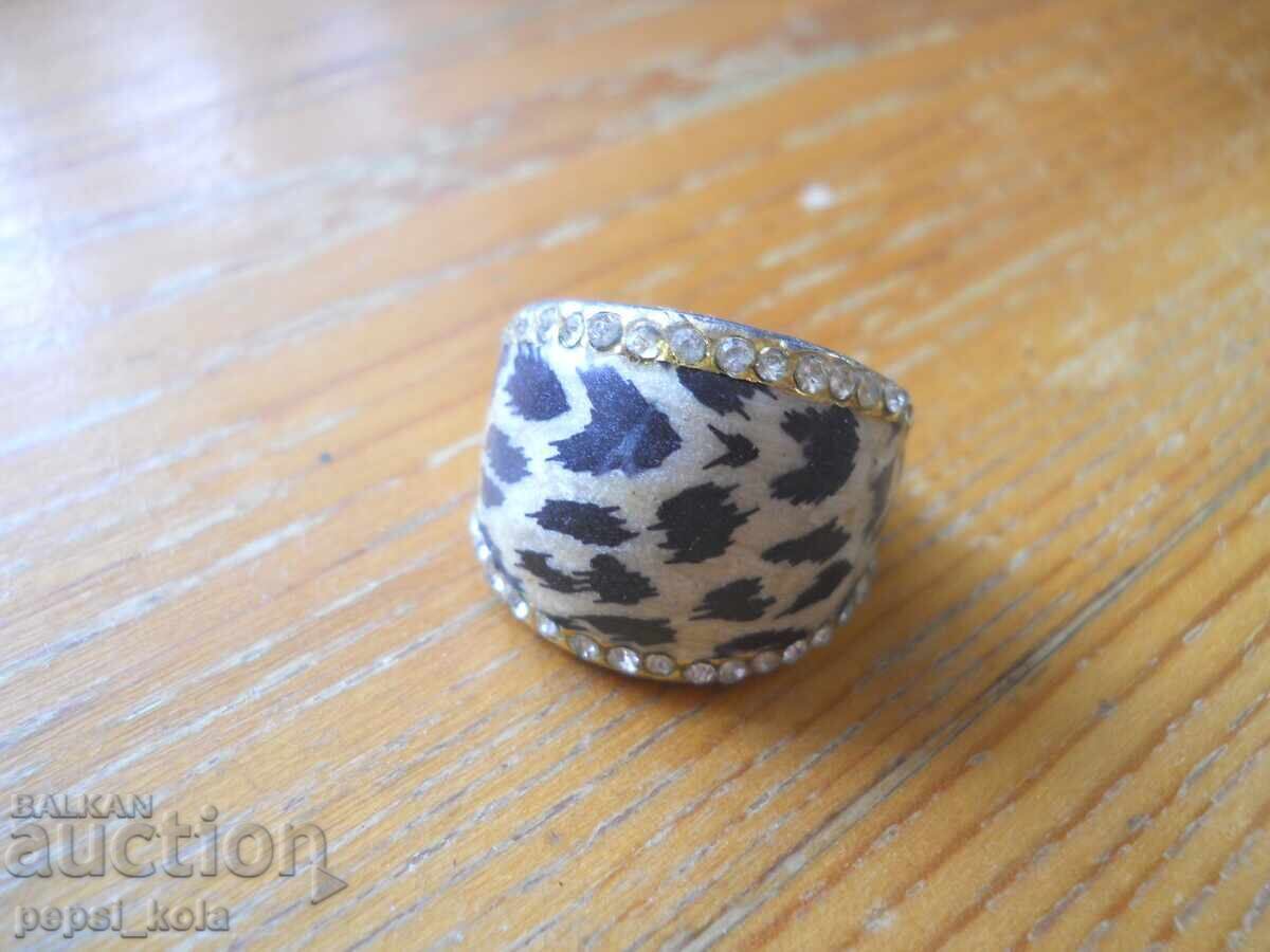 Antique Leopard-Style Ladies' Ring