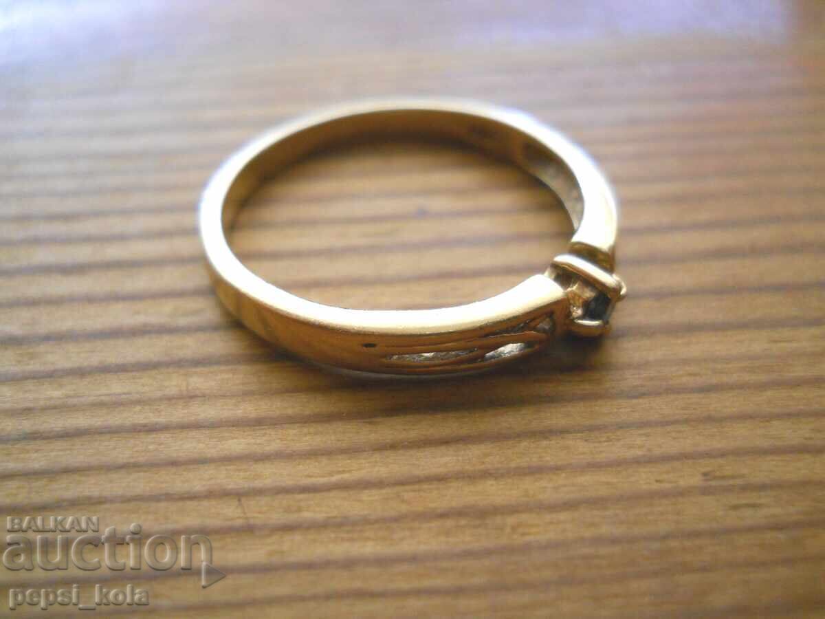 Gold-plated silver ring with aquamarine - 2.10 g / 925 silver with price 15.00 BGN | € 7.67 Gold-plated silver ring with aquamarine - 2.10 g / 925 silver with price 15.00 BGN | € 7.67