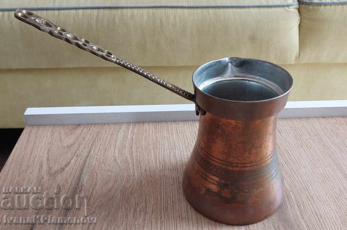 Παράδοση Copper cezve για τους γνώστες