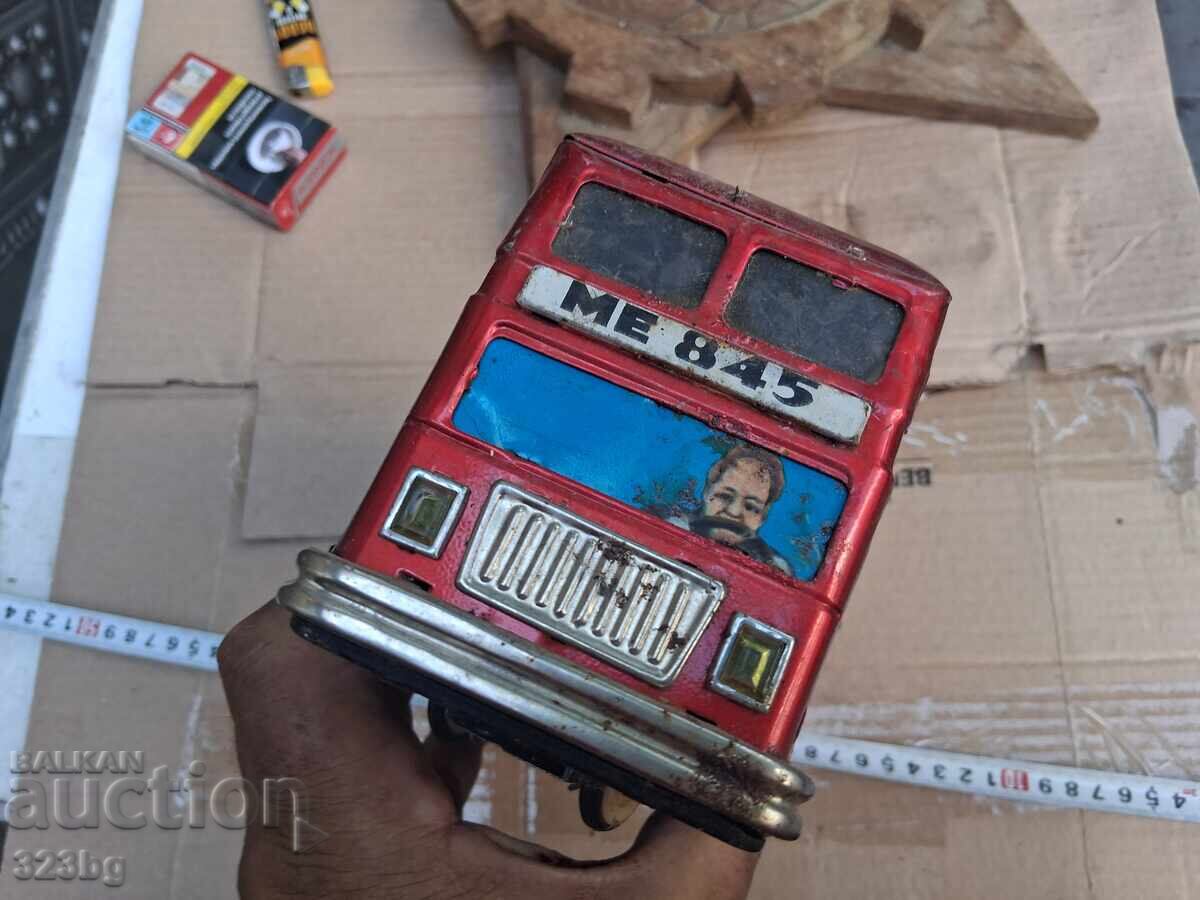 Παράδοση Παλαιό δρομολόγιο Λεωφορείο 70s λαμαρίνα