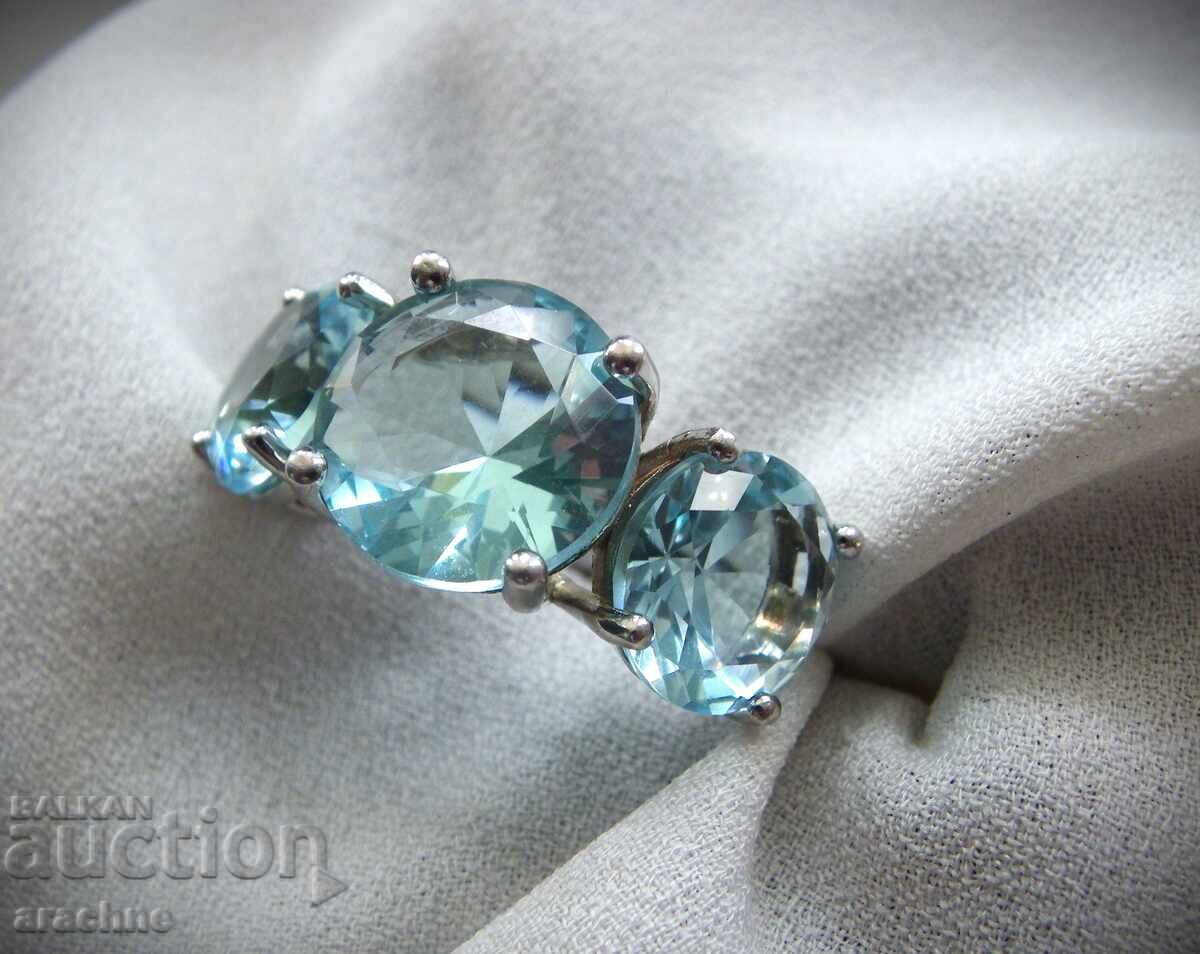 Inel de argint cu acvamarin de la DAVERIVICENZA AREZZO cu preț 150.00 BGN | € 76.69 Inel de argint cu acvamarin de la DAVERIVICENZA AREZZO cu preț 150.00 BGN | € 76.69