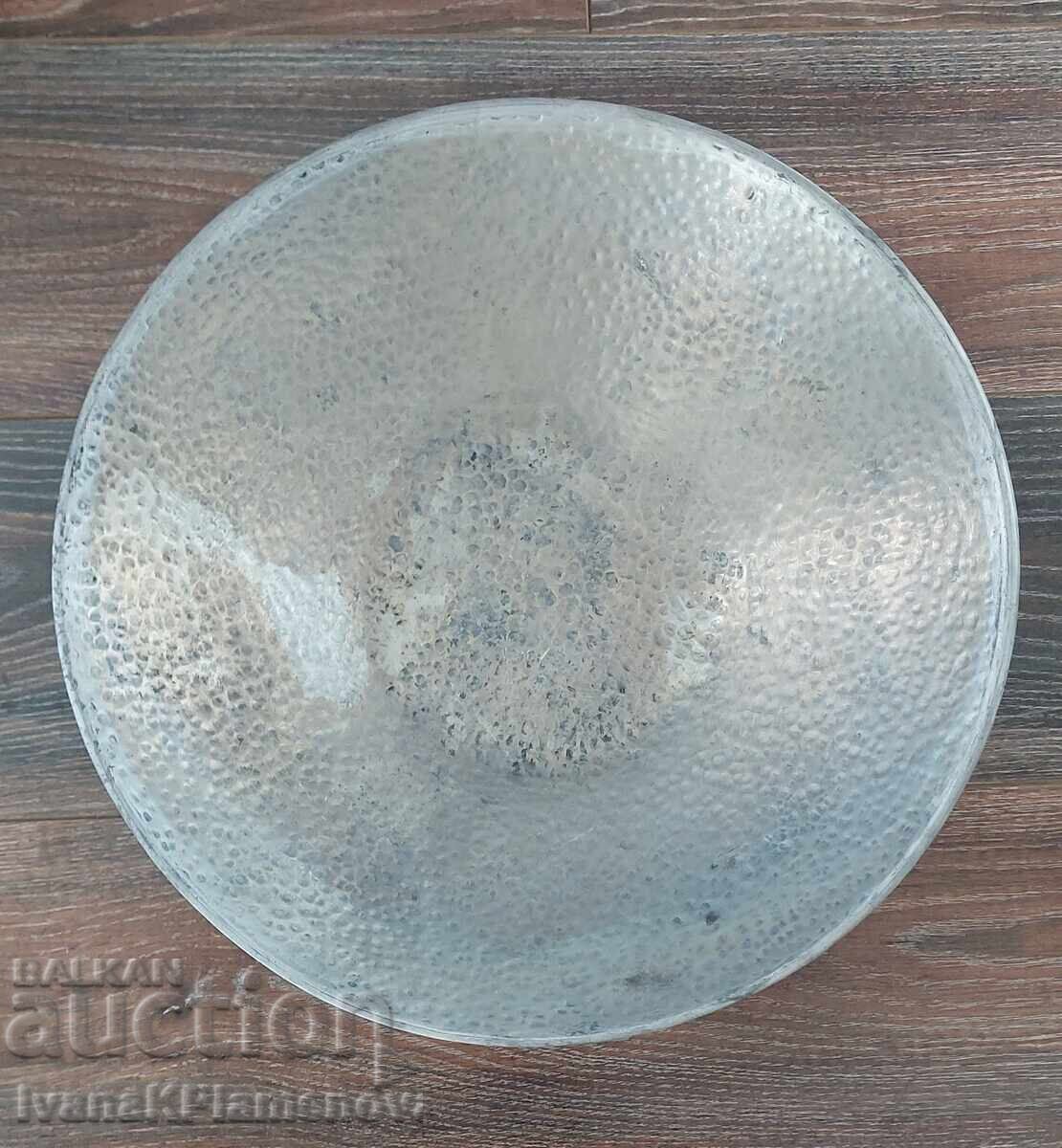 Large aluminum pot, excellent, 41cm with price 26.00 BGN | € 13.29