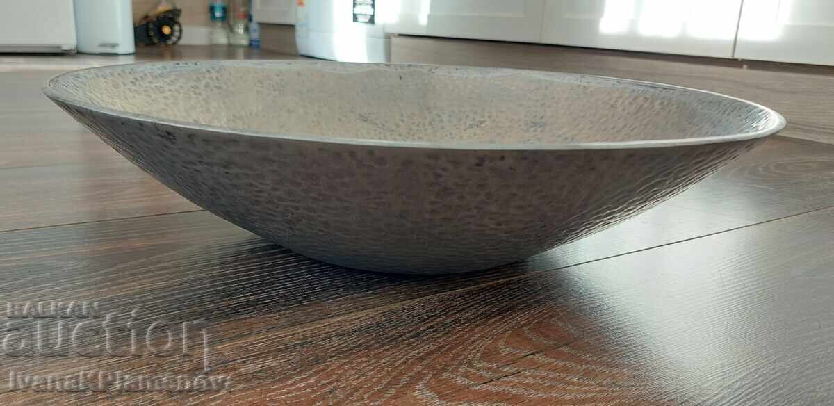 Delivery of Large aluminum pot, excellent, 41cm