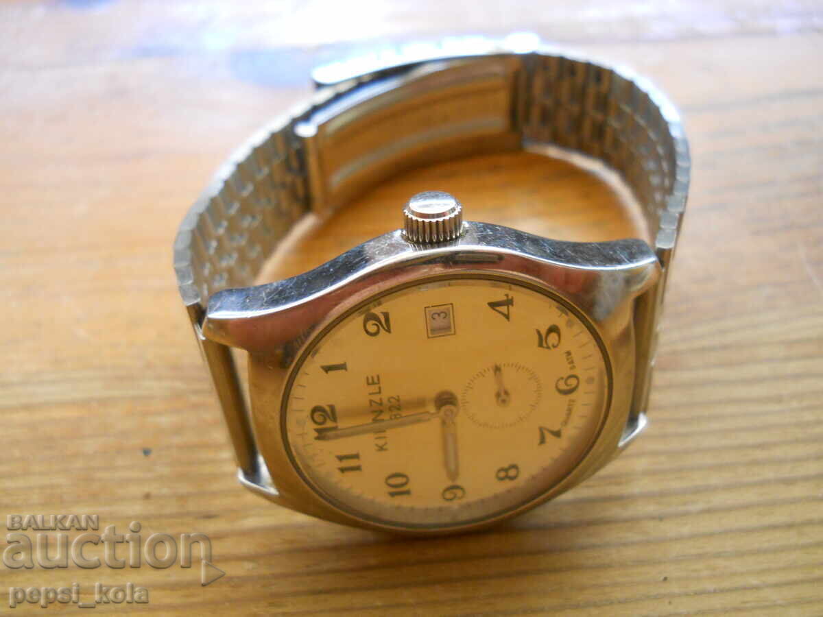 Дамски кварцов часовник "Cienzle" с цена 1.00 лв. | € 0.51 Дамски кварцов часовник "Cienzle" с цена 1.00 лв. | € 0.51