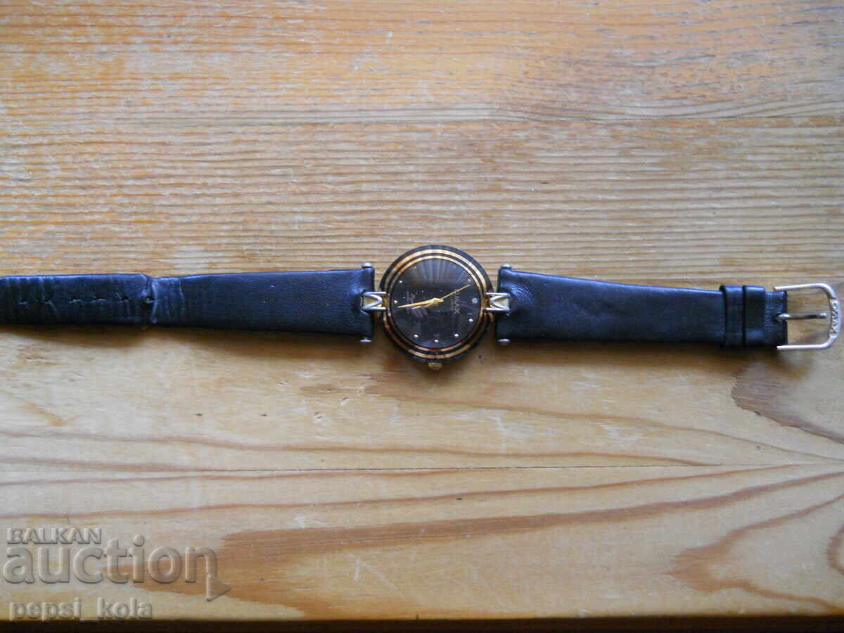 Auction  Women's Quartz Watch "Omax"