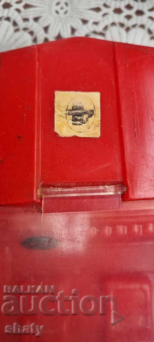 Παλιό πλαστικό παιχνίδι από τη Βουλγαρία με τιμή 50.00 BGN | € 25.56