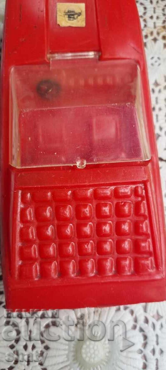 Δημοπρασία Παλιό πλαστικό παιχνίδι από τη Βουλγαρία