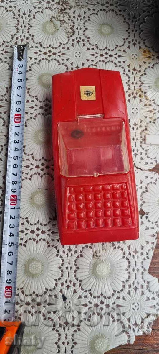 Παλιό πλαστικό παιχνίδι από τη Βουλγαρία