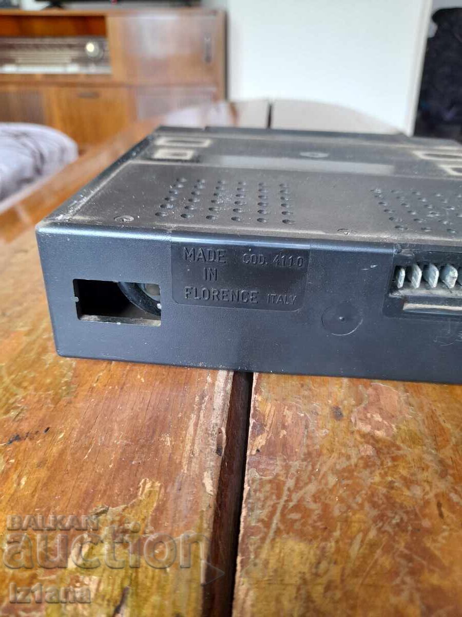 Παλιό ραδιοκασετόφωνο αυτοκινήτου Philips 885 - 6 Παλιό ραδιοκασετόφωνο αυτοκινήτου Philips 885 - 6