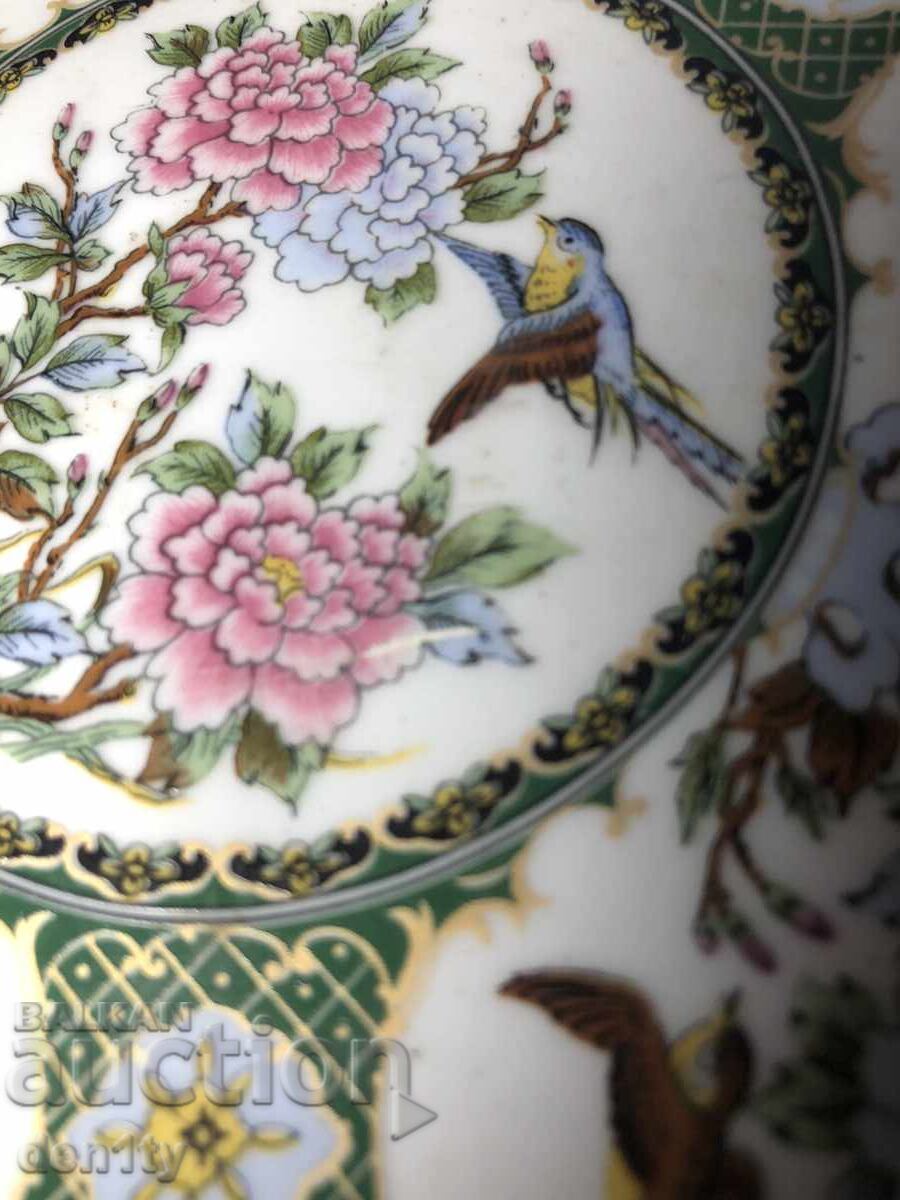 Доставка на Японска декорирана чиния с цветя и птици