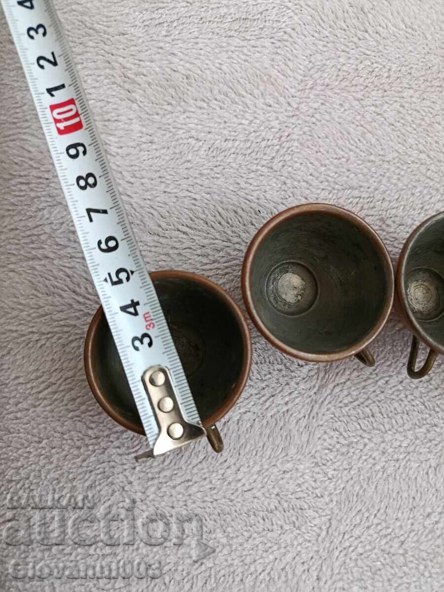 Auction Small copper cups Auction Small copper cups