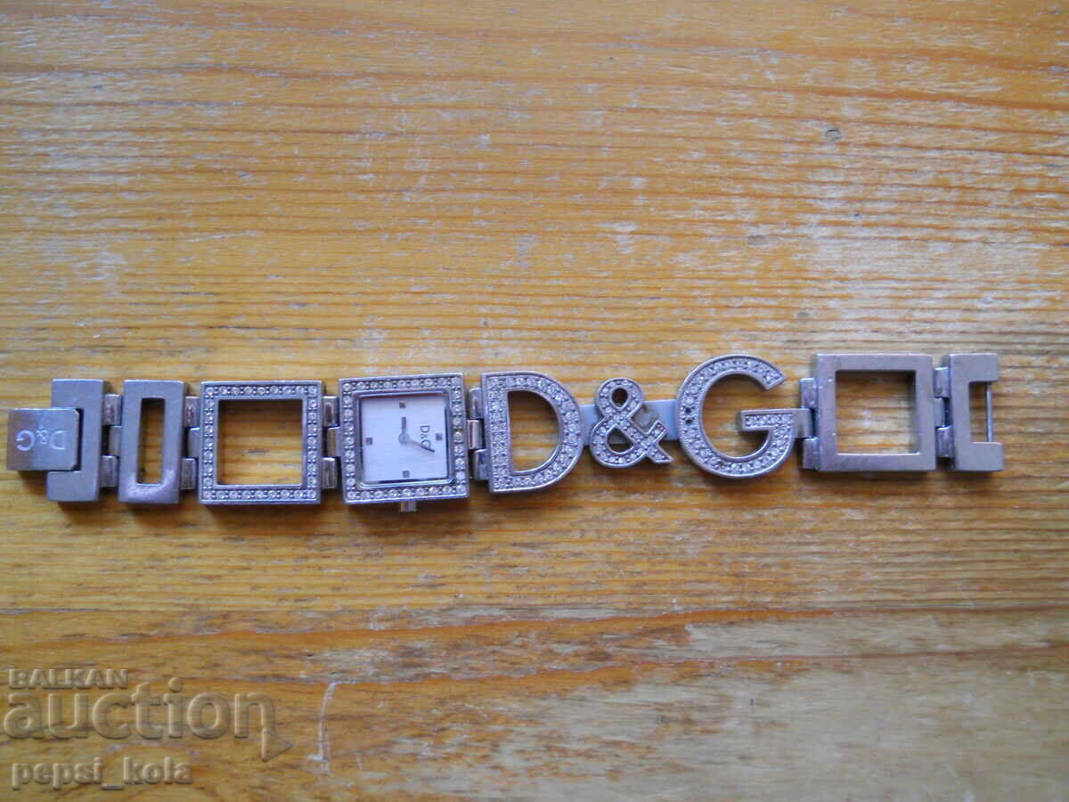 Women's Quartz Watch "Dolce & Gabbana" with price 10.00 BGN | € 5.11
