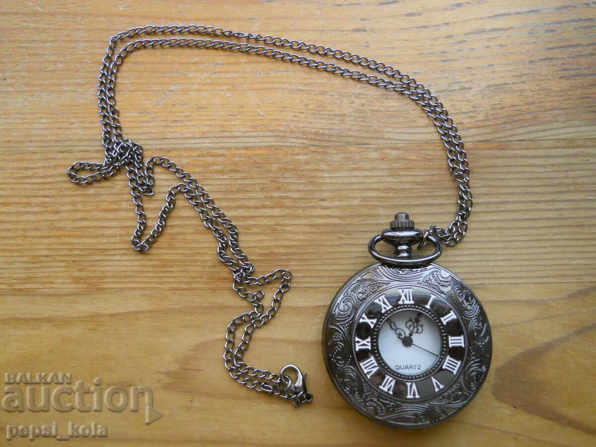 Ανδρικό ρολόι τσέπης χαλαζία με τιμή 5.00 BGN | € 2.56 Ανδρικό ρολόι τσέπης χαλαζία με τιμή 5.00 BGN | € 2.56