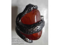 Античен Сребърен пръстен със змия и камък карнеол