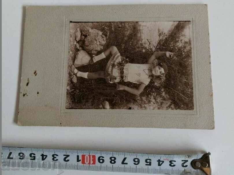 Auction  1930 ETROPOLE CHILD GIRL CHILD PICTURE PHOTOGRAPH CARDBOARD