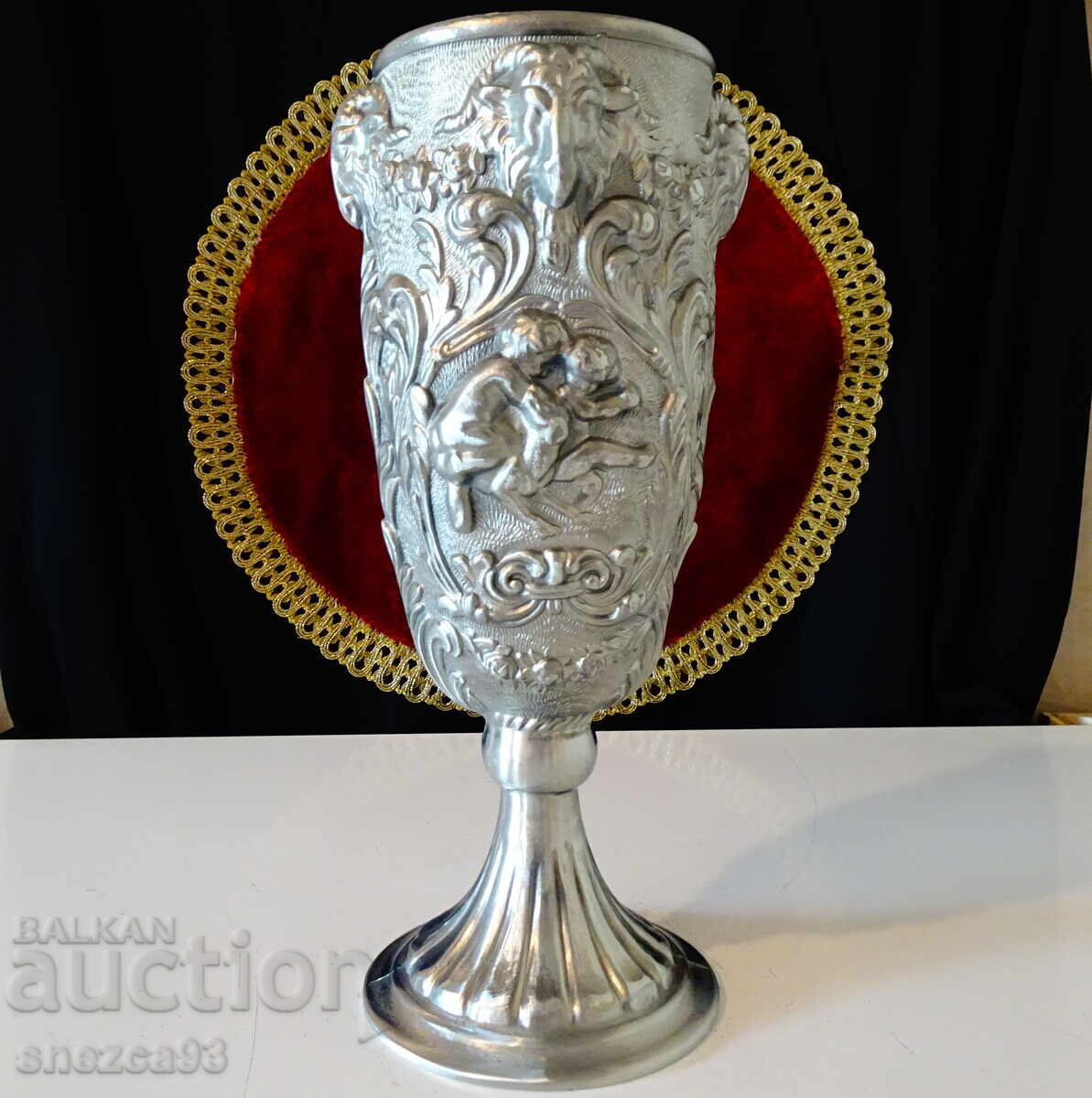 Auction  Goblet, wine glass, ram heads, angels, baroque