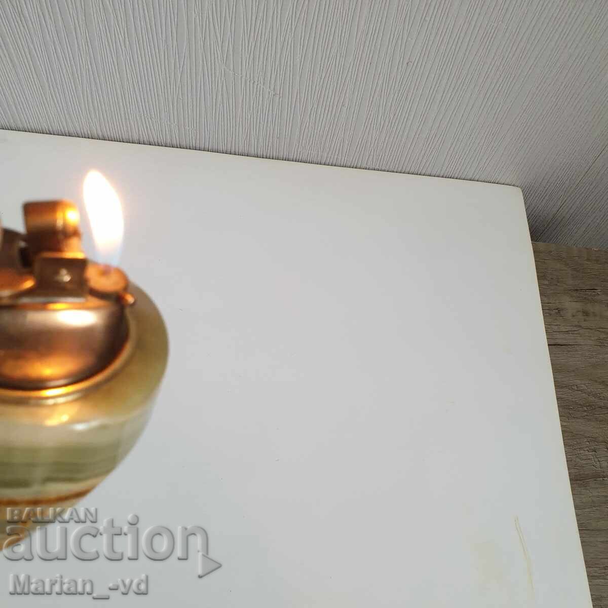 Brichetă de masă pe gaz din onix - 7 Brichetă de masă pe gaz din onix - 7