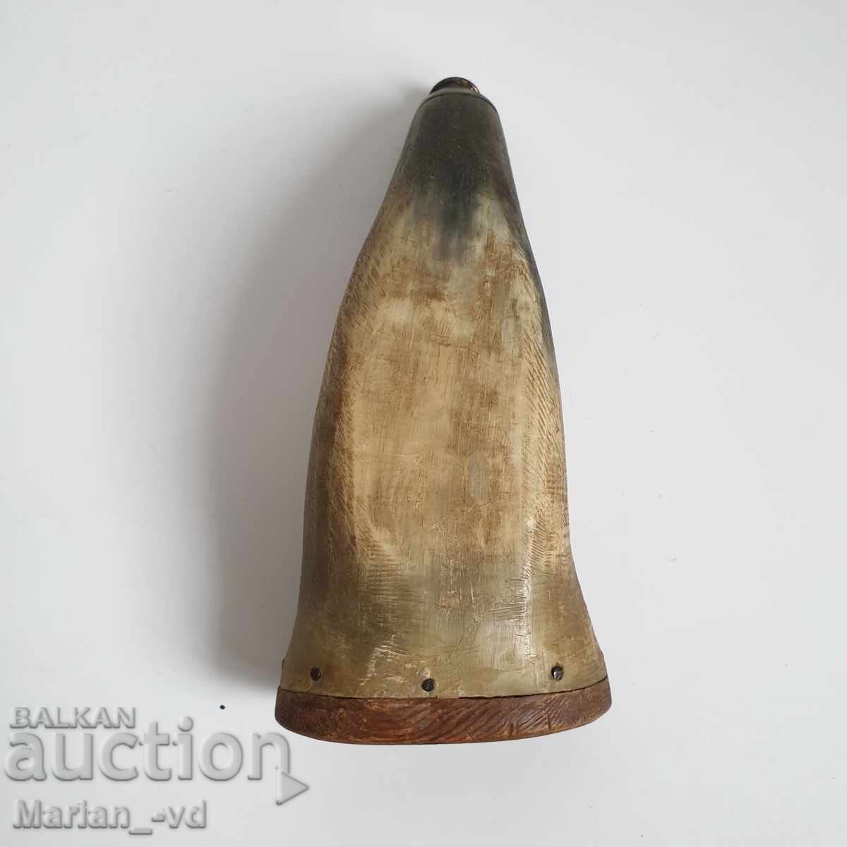 Butoi vechi de pulbere - 6