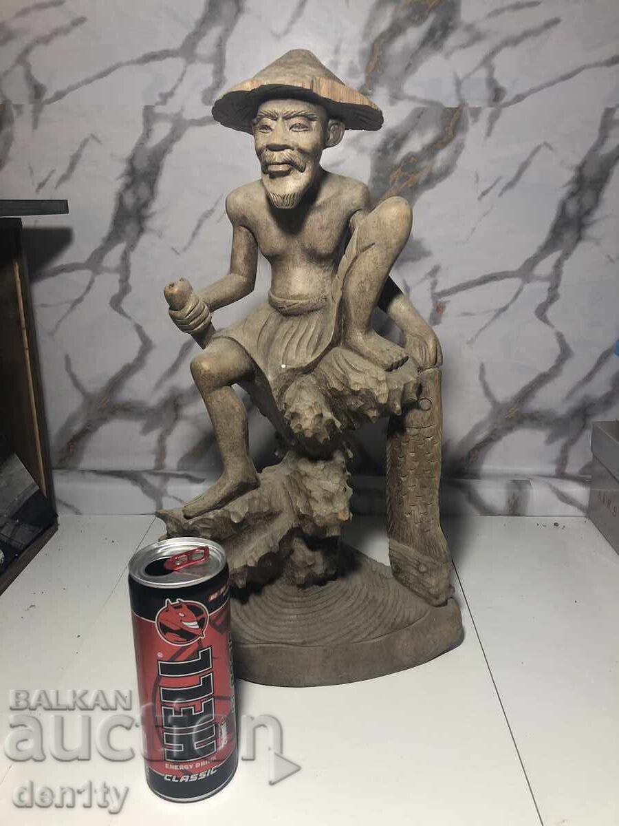 Μεγάλη ασιατική ξυλόγλυπτη ξύλινη φιγούρα ψαρά Μεγάλη ασιατική ξυλόγλυπτη ξύλινη φιγούρα ψαρά