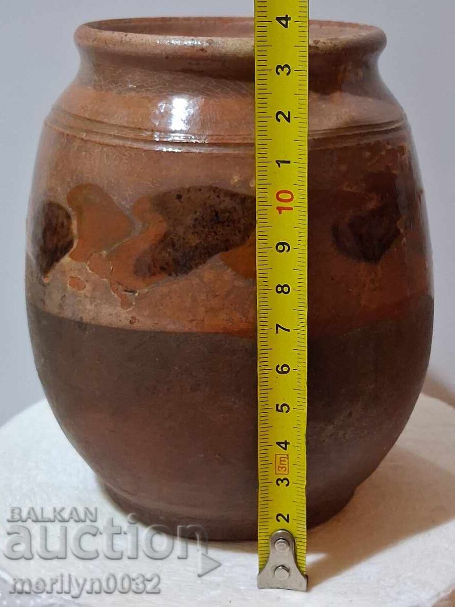 Delivery of Old ceramic jar ceramic pot