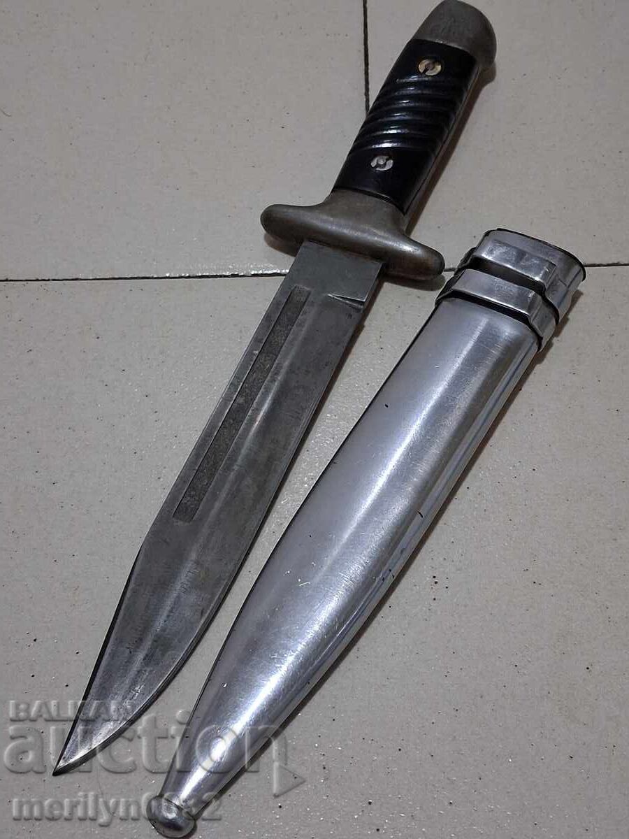 The knife of the daily knife bayonet