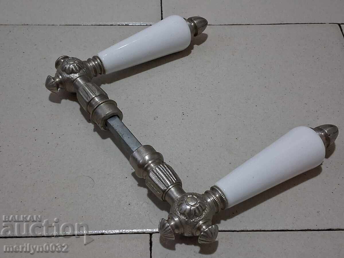 Аукцион Стара брава бронзов обков ръкохватки с порцелан