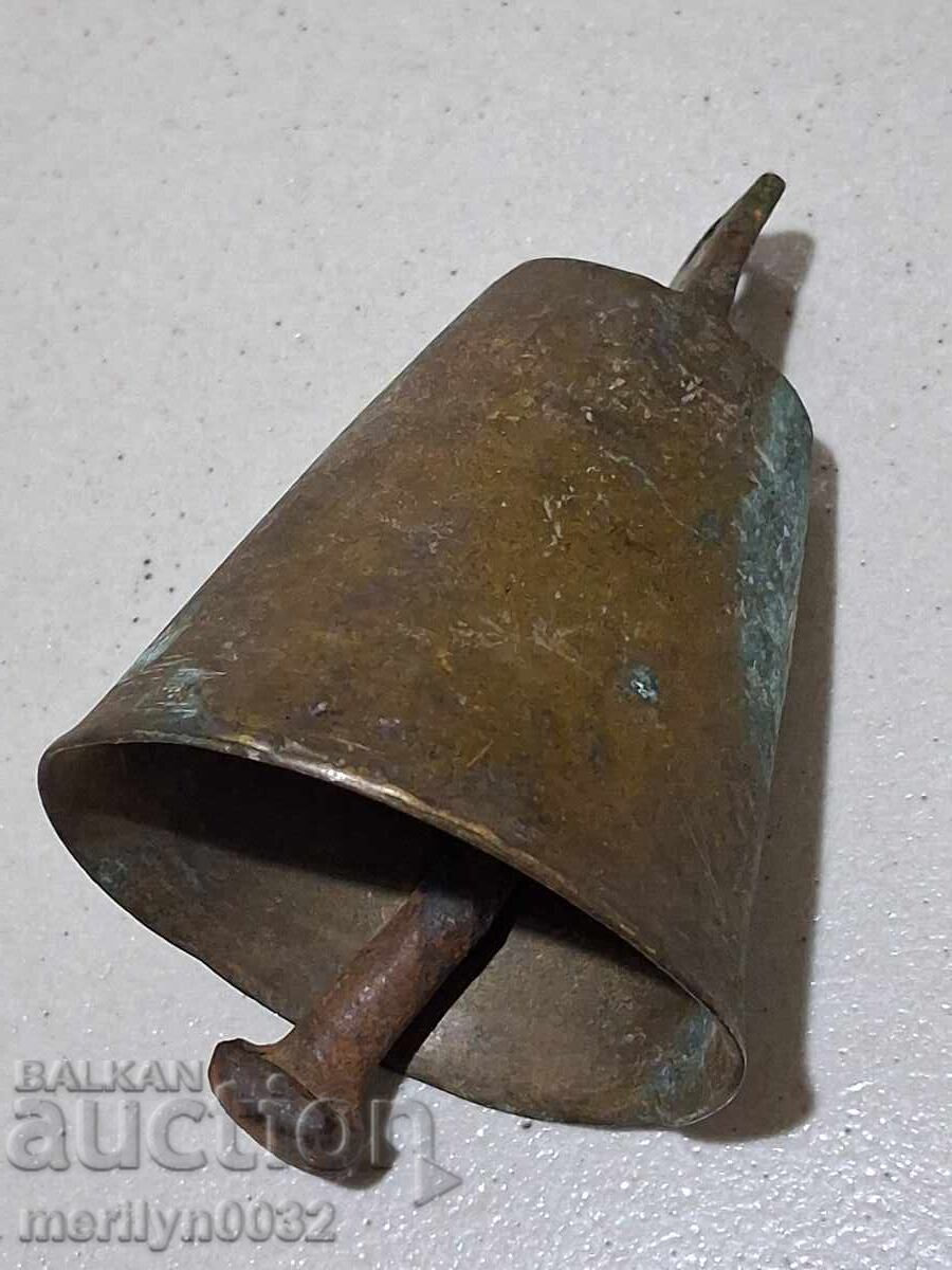 Παλιό βουλγάρικο τσαν, καμπάνα, κουδούνι, χλαπκα, τιουμπελεκ