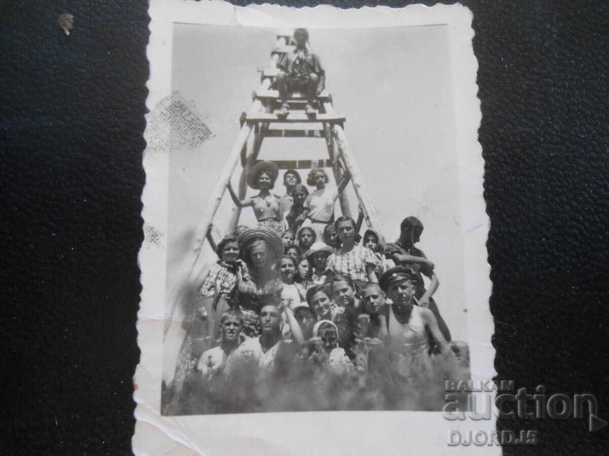 Παλιά φωτογραφία, το καλοκαίρι του 1939, στην κορυφή Μπρατία Παλιά φωτογραφία, το καλοκαίρι του 1939, στην κορυφή Μπρατία