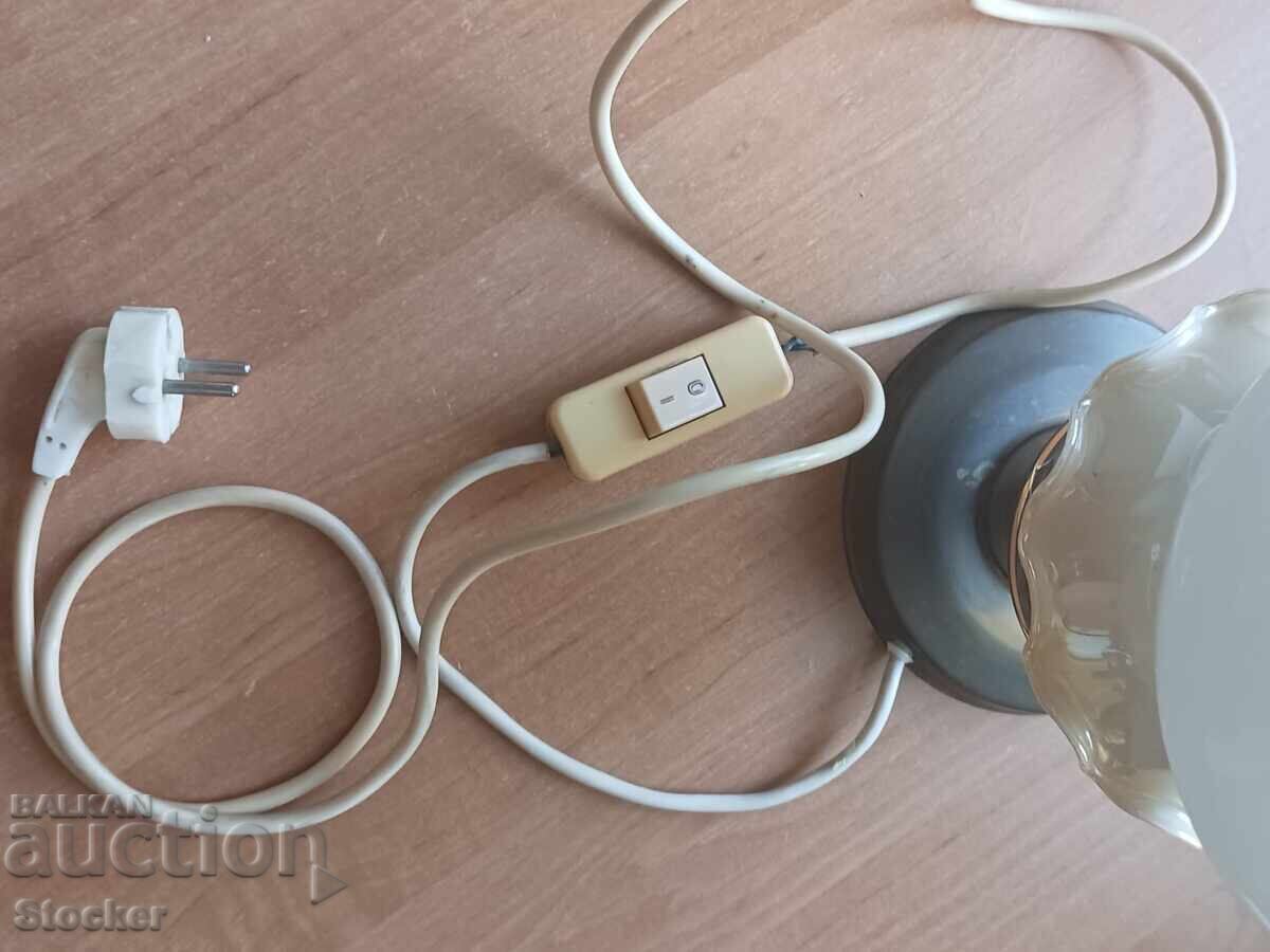 Δημοπρασία Αρχαίο επιτραπέζιο ηλεκτρικό φωτιστικό