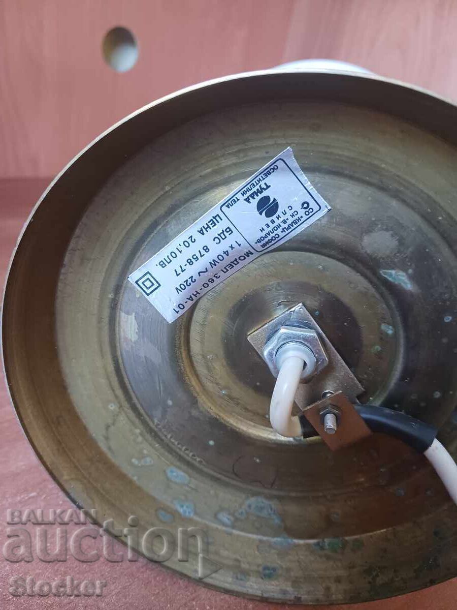 Παράδοση Αρχαίο επιτραπέζιο ηλεκτρικό φωτιστικό