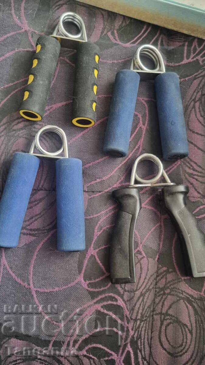 Aparat pentru antrenament încheieturi