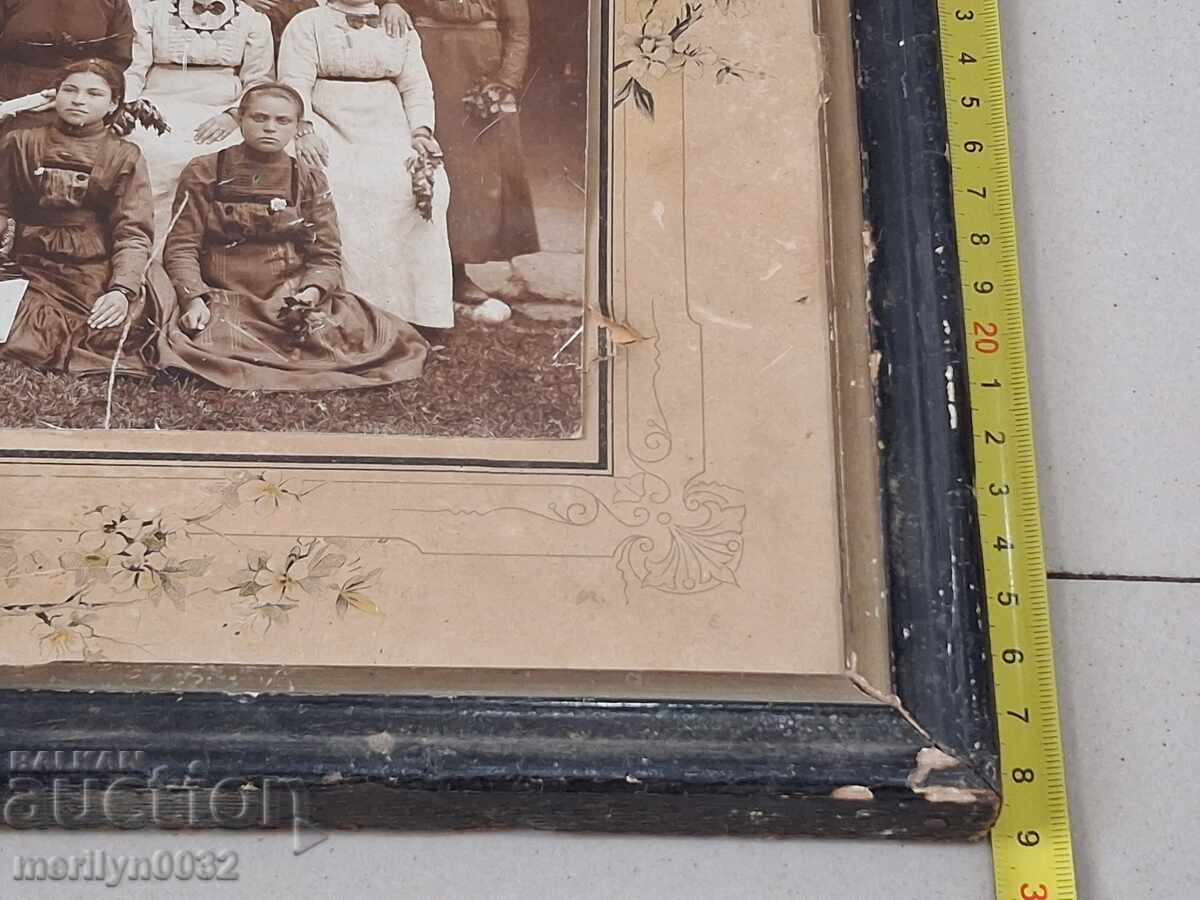 Δημοπρασία Πορτρέτο από σοφίτες, φωτογραφία σε κορνίζα