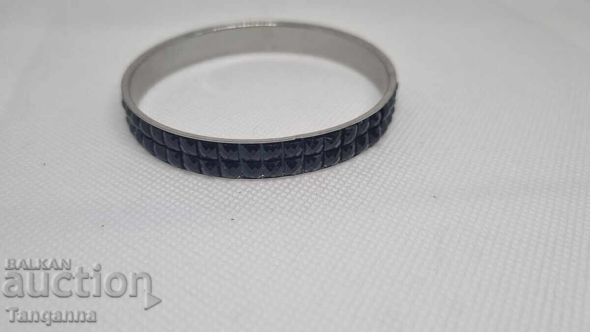 Women's bracelet with price 6.00 BGN | € 3.07 Women's bracelet with price 6.00 BGN | € 3.07