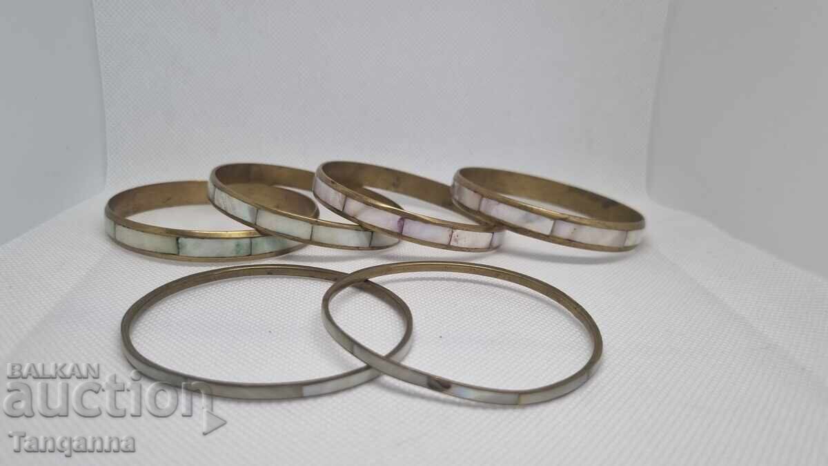Bracelet set with mother-of-pearl Bracelet set with mother-of-pearl