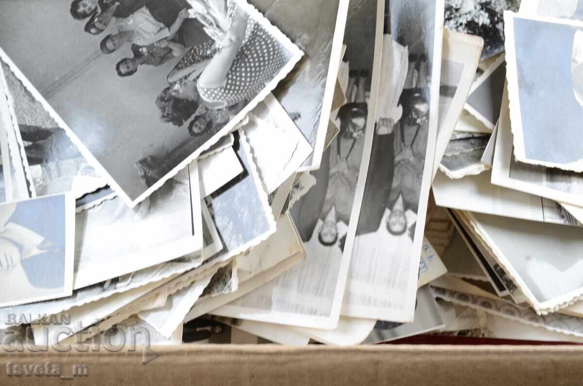 Photos and photo albums, a full box 30 x 25.5 x 16 cm with price 15.00 BGN | € 7.67