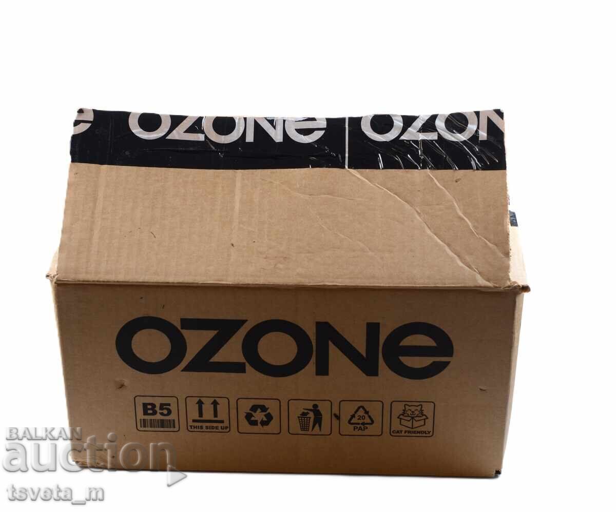 Auction  Photos and photo albums, a full box 30 x 25.5 x 16 cm