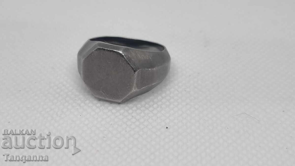 Inel din oțel chirurgical