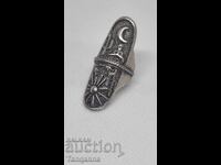 Δροσερό δαχτυλίδι