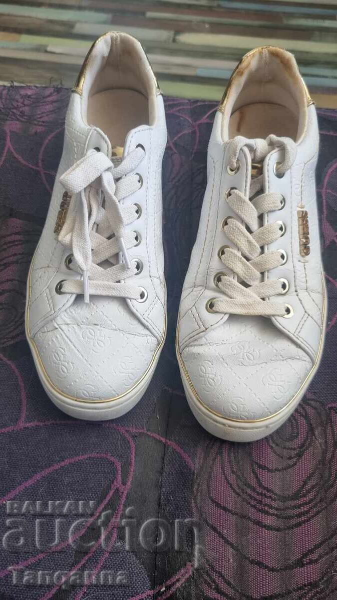 Γνήσια αθλητικά παπούτσια GUESS