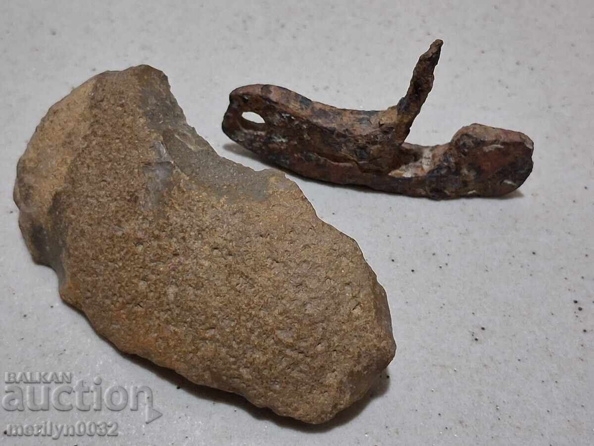 Flint with fire striker, approximately 180 years old - 7