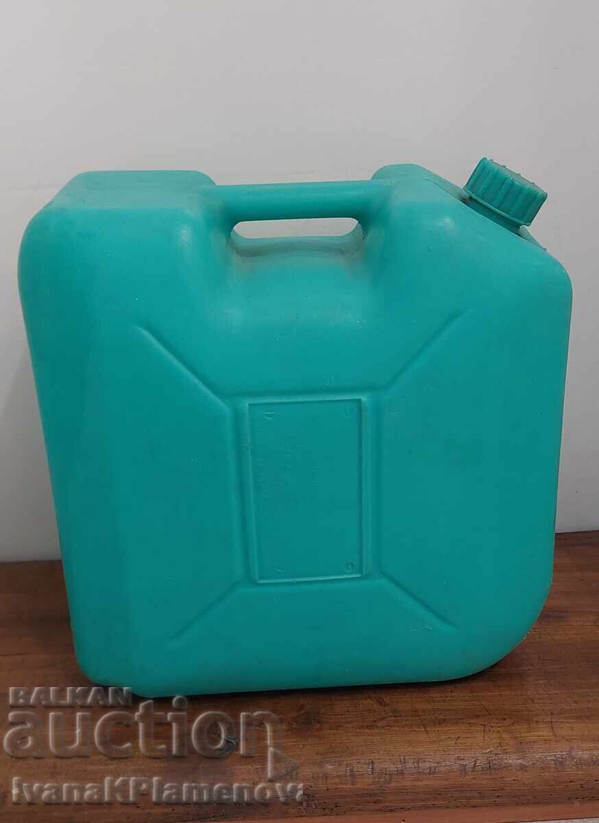 Două tuburi a câte 20 de litri, curate cu preț 20.00 BGN | € 10.23