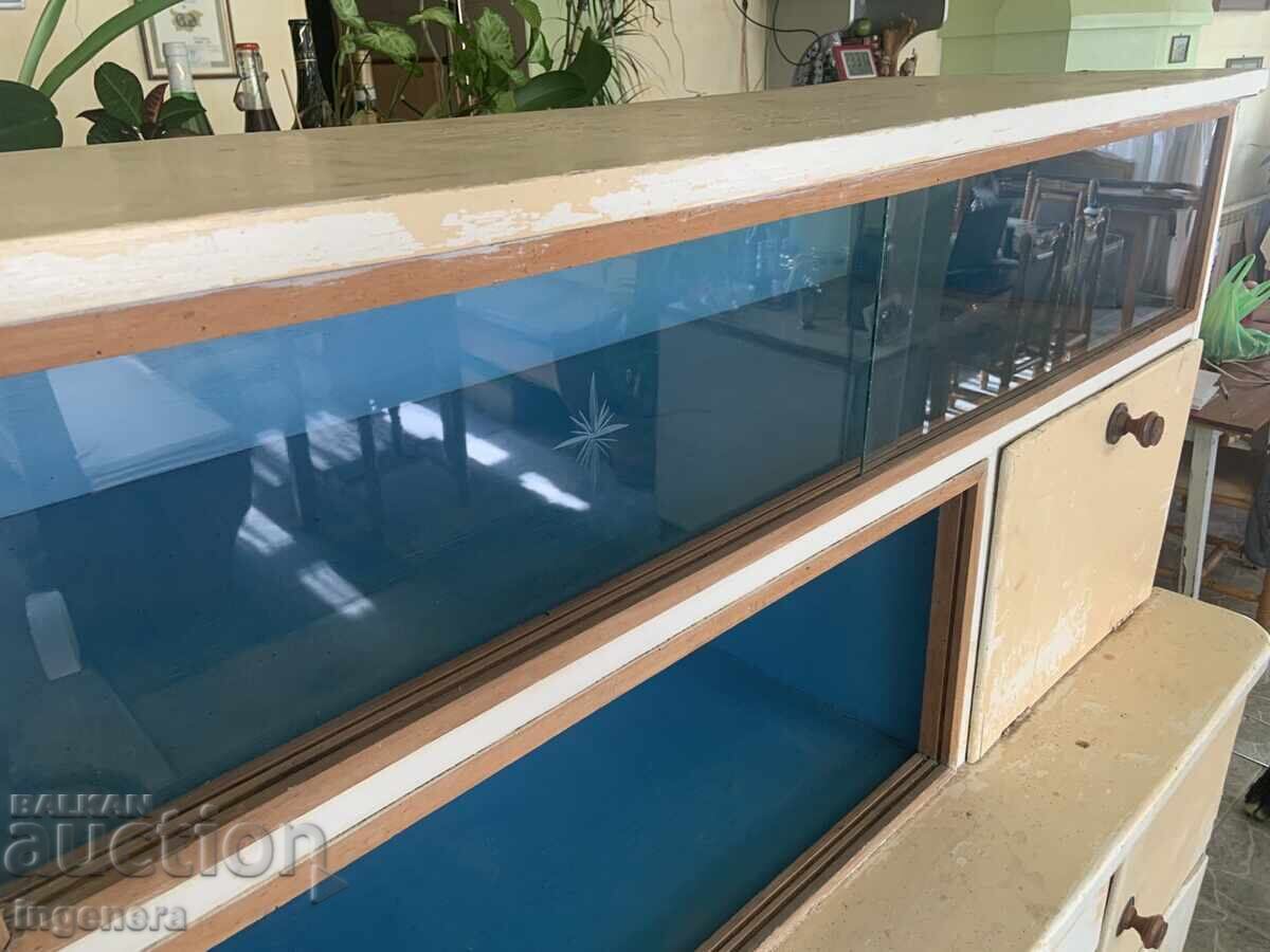 Παράδοση ΜΠΟΥΦΕΣ ΑΝΤΙΚΕ ΣΕ ΚΟΥΖΙΝΑ ΓΙΑ ΑΝΑΠΑΛΑΙΩΣΗ